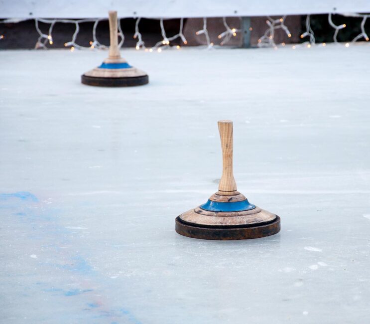 Eisstockschießen - Winterurlaub in Radstadt Eisstockschießen - Winterurlaub in Radstadt
