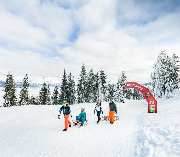 Rodeln - Winterurlaub in Radstadt Rodeln - Winterurlaub in Radstadt
